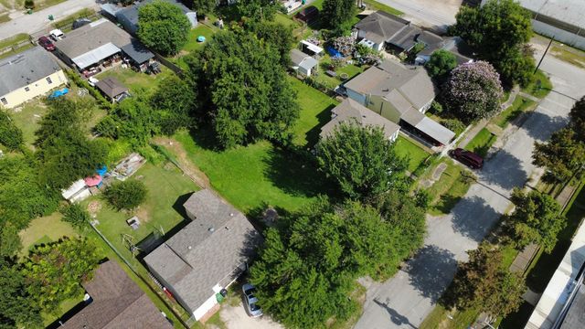 1135 Henke Street, Houston, TX 77020