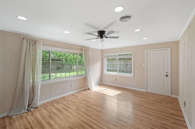 9302 Walterville Road, Houston, TX 77080