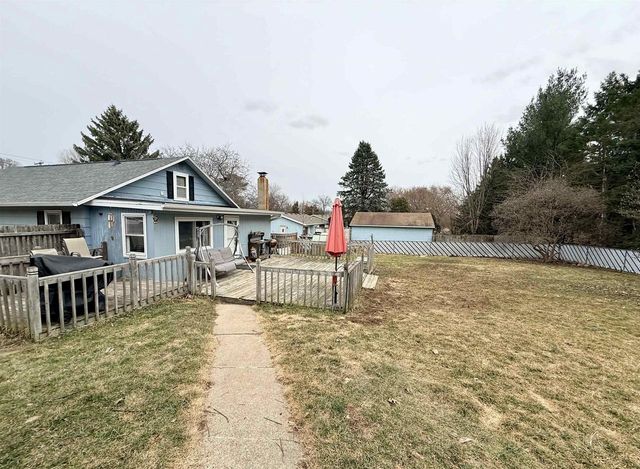 2127 Rockport Road, Janesville, WI 53548