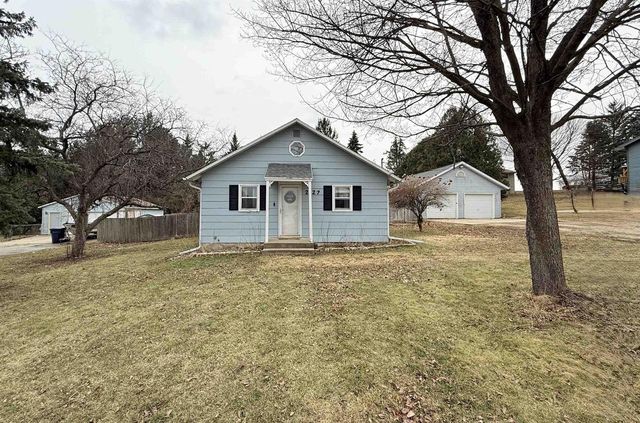 2127 Rockport Road, Janesville, WI 53548