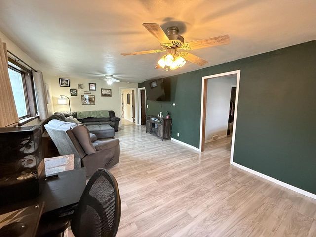 2127 Rockport Road, Janesville, WI 53548