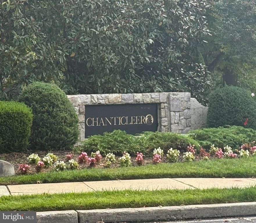 1063 CHANTICLEER, Cherry Hill, NJ 08003