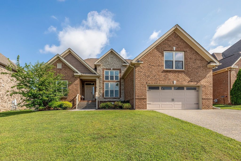 5007 Speight St, Spring Hill, TN 37174