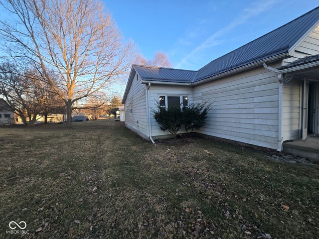 111 N Virginia Street, Rockville, IN 47872