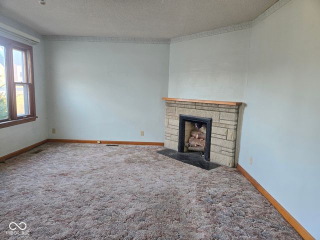 111 N Virginia Street, Rockville, IN 47872