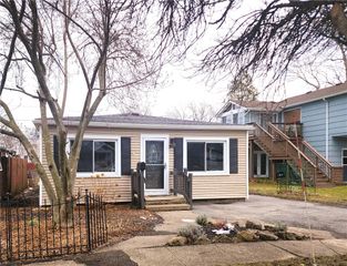 50 Anchor, Irondequoit, NY 14617