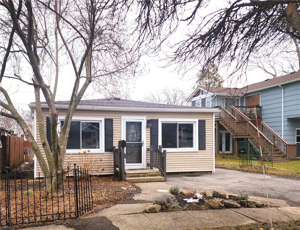 50 Anchor, Irondequoit, NY 14617