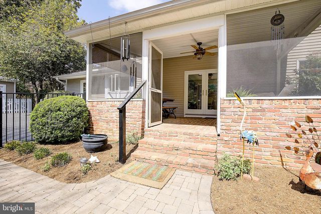 2 ISAACS ST, Annapolis, MD 21401