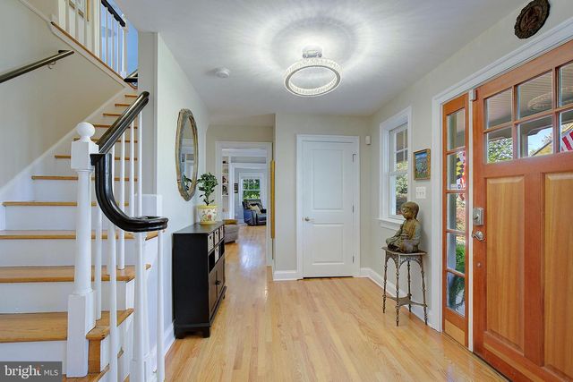 2 ISAACS ST, Annapolis, MD 21401