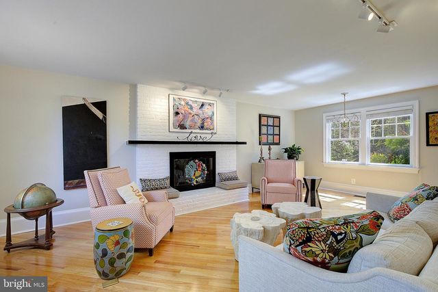 2 ISAACS ST, Annapolis, MD 21401