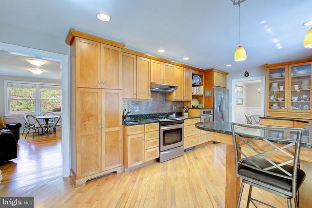 2 ISAACS ST, Annapolis, MD 21401