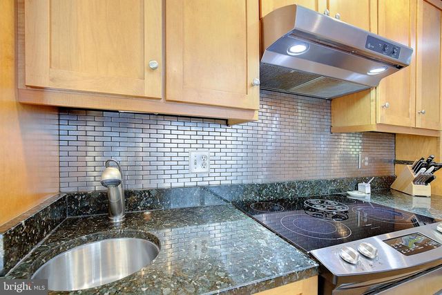 2 ISAACS ST, Annapolis, MD 21401