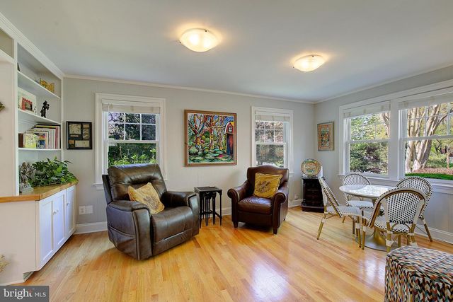 2 ISAACS ST, Annapolis, MD 21401