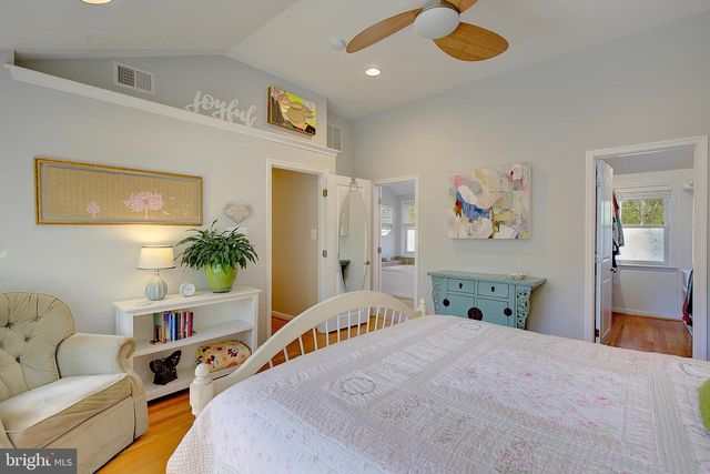 2 ISAACS ST, Annapolis, MD 21401