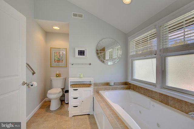2 ISAACS ST, Annapolis, MD 21401