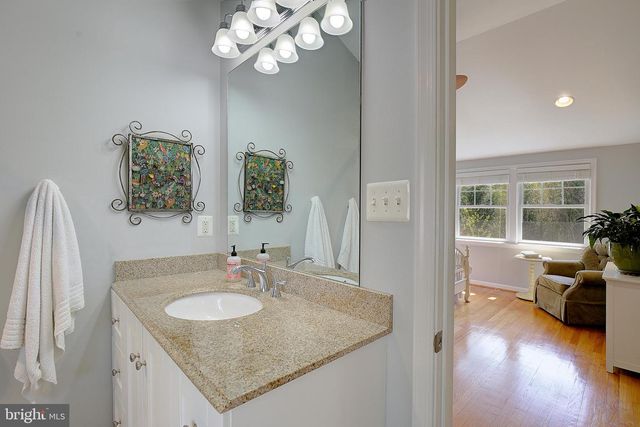 2 ISAACS ST, Annapolis, MD 21401