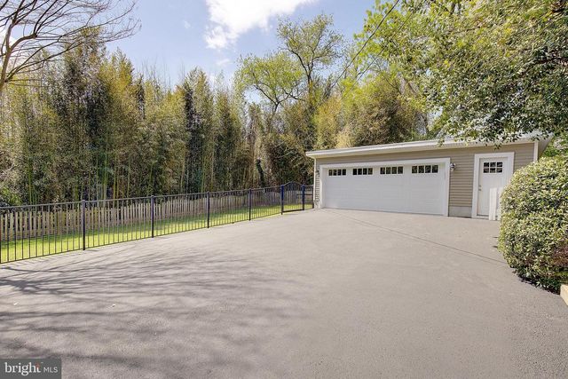 2 ISAACS ST, Annapolis, MD 21401