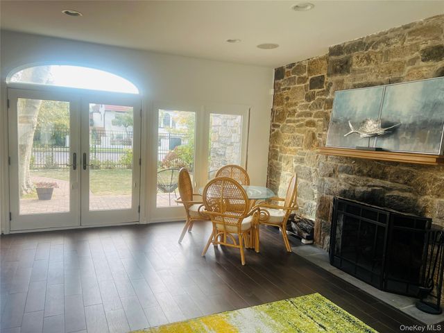 465 W Market Street, Long Beach, NY 11561