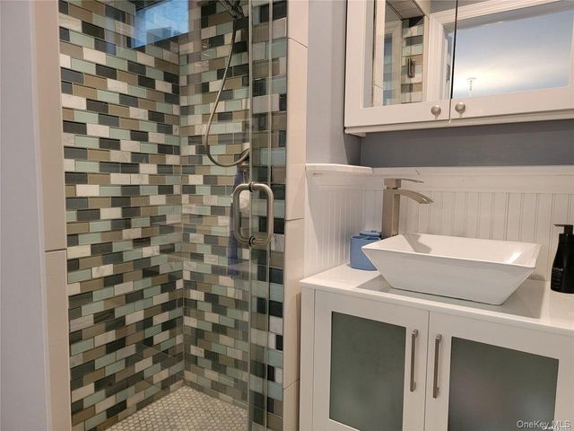 465 W Market Street, Long Beach, NY 11561
