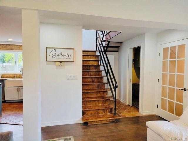 465 W Market Street, Long Beach, NY 11561
