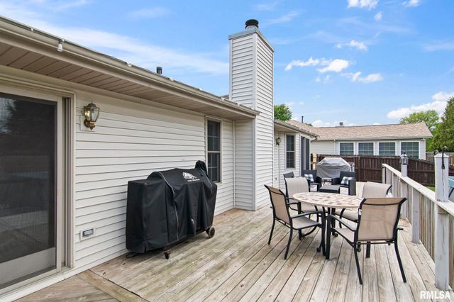 1423 REDWOOD Drive, Chatham, IL 62629