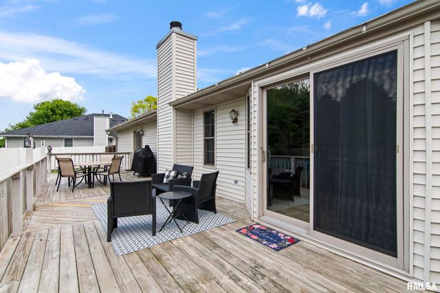 1423 REDWOOD Drive, Chatham, IL 62629