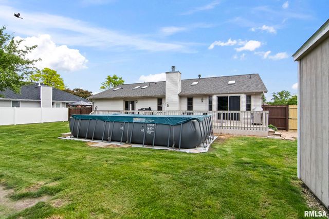 1423 REDWOOD Drive, Chatham, IL 62629