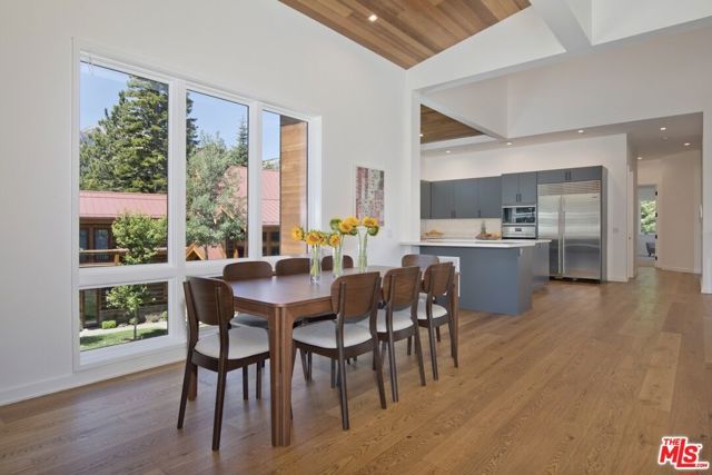 380 Pine Street, Mammoth Lakes, CA 93546