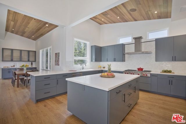 380 Pine Street, Mammoth Lakes, CA 93546