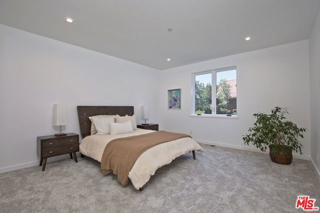 380 Pine Street, Mammoth Lakes, CA 93546