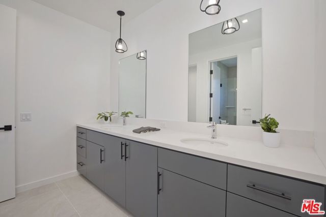 380 Pine Street, Mammoth Lakes, CA 93546