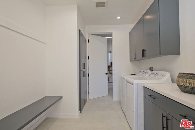 380 Pine Street, Mammoth Lakes, CA 93546