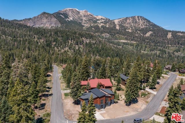 380 Pine Street, Mammoth Lakes, CA 93546