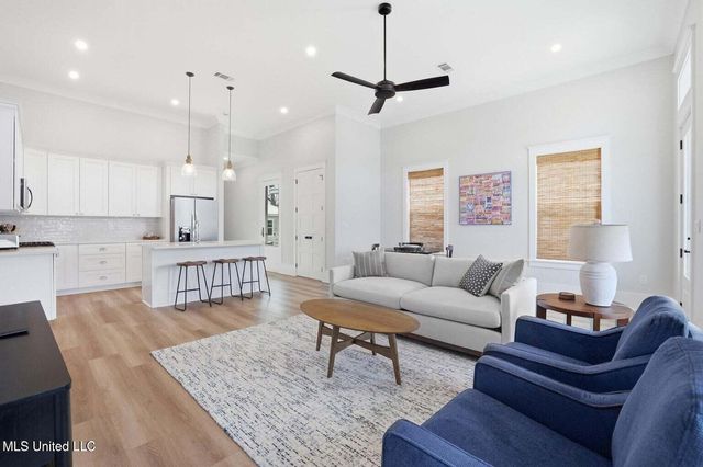 254 Caillavet Street, Biloxi, MS 39530