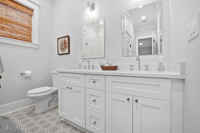 254 Caillavet Street, Biloxi, MS 39530