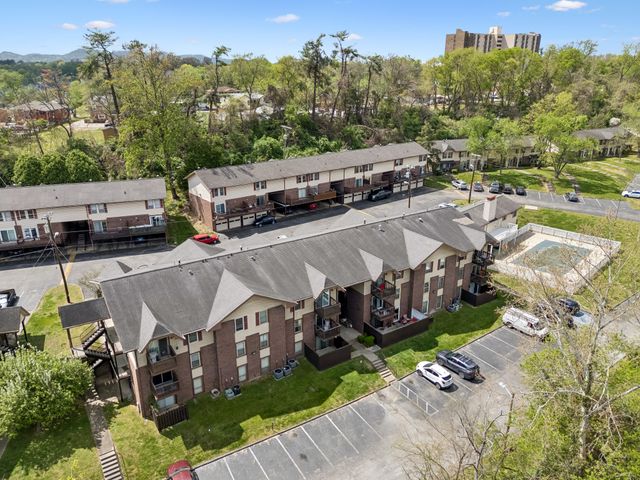 500 Paragon Mills Rd Apt M11, Nashville, TN 37211