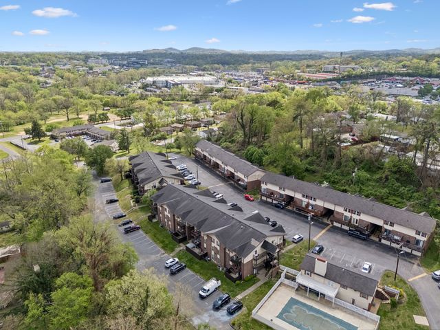 500 Paragon Mills Rd Apt M11, Nashville, TN 37211