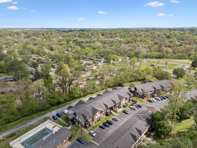 500 Paragon Mills Rd Apt M11, Nashville, TN 37211