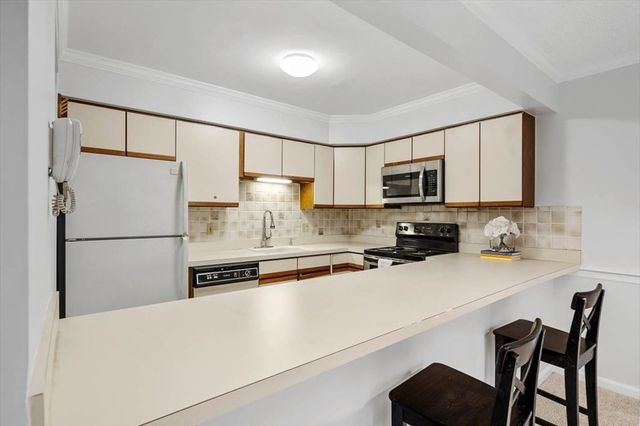 3106 Hockley Drive 3106, Hingham, MA 02043
