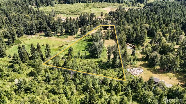 21842 Elbow Lake Road SE, Yelm, WA 98597