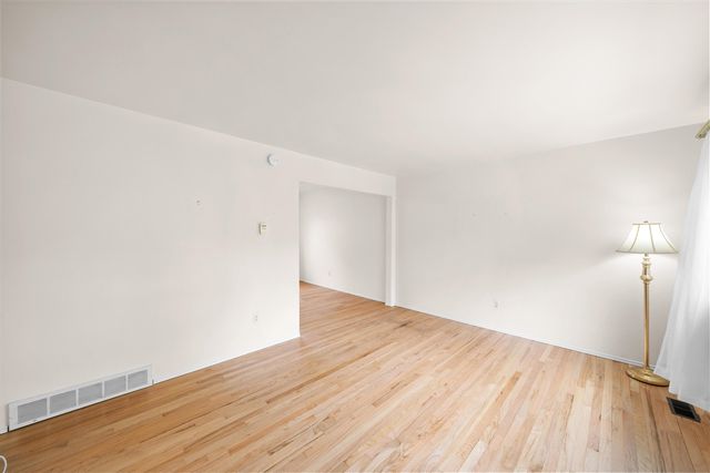 3146 Wolverine Drive, Ann Arbor, MI 48108
