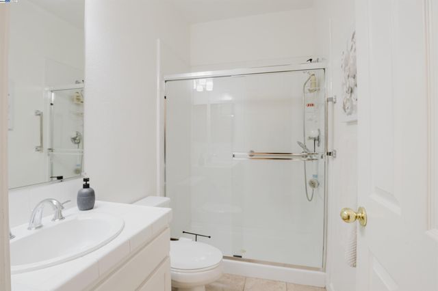 25657 Crestfield Dr, Castro Valley, CA 94552