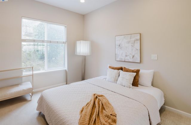 25657 Crestfield Dr, Castro Valley, CA 94552