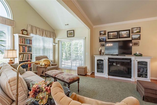 6525 Betsy Ross Circle, Bethlehem City, PA 18017