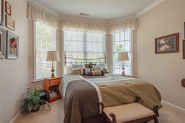 6525 Betsy Ross Circle, Bethlehem City, PA 18017