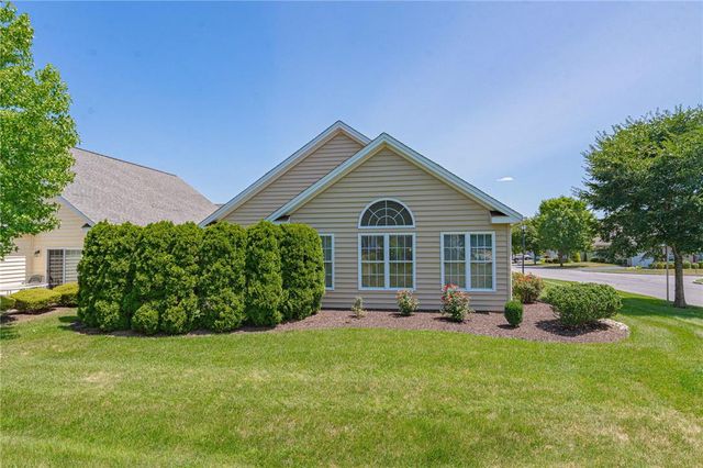 6525 Betsy Ross Circle, Bethlehem City, PA 18017