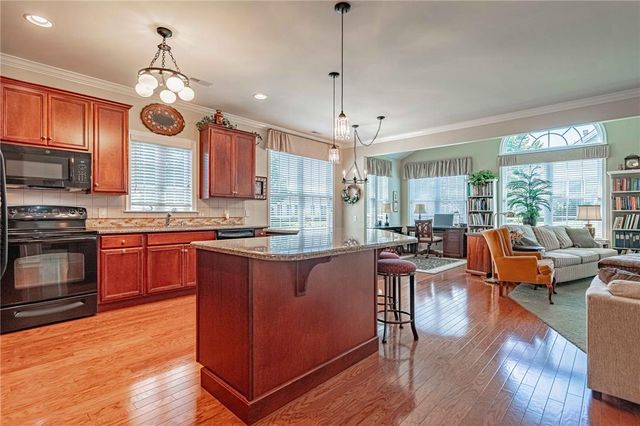 6525 Betsy Ross Circle, Bethlehem City, PA 18017