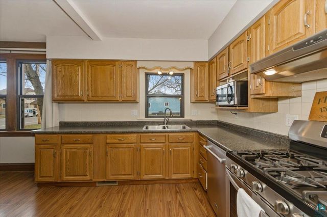11 B Hayes Ct, Superior, WI 54880