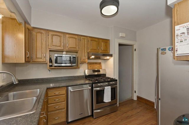 11 B Hayes Ct, Superior, WI 54880