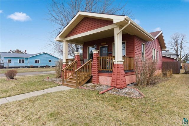 11 B Hayes Ct, Superior, WI 54880